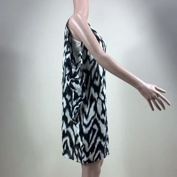 Gemma Women’s Sz Medium Black Abstract Design  100% Silk Scoop Neck Mini Dress - Picture 2 of 10